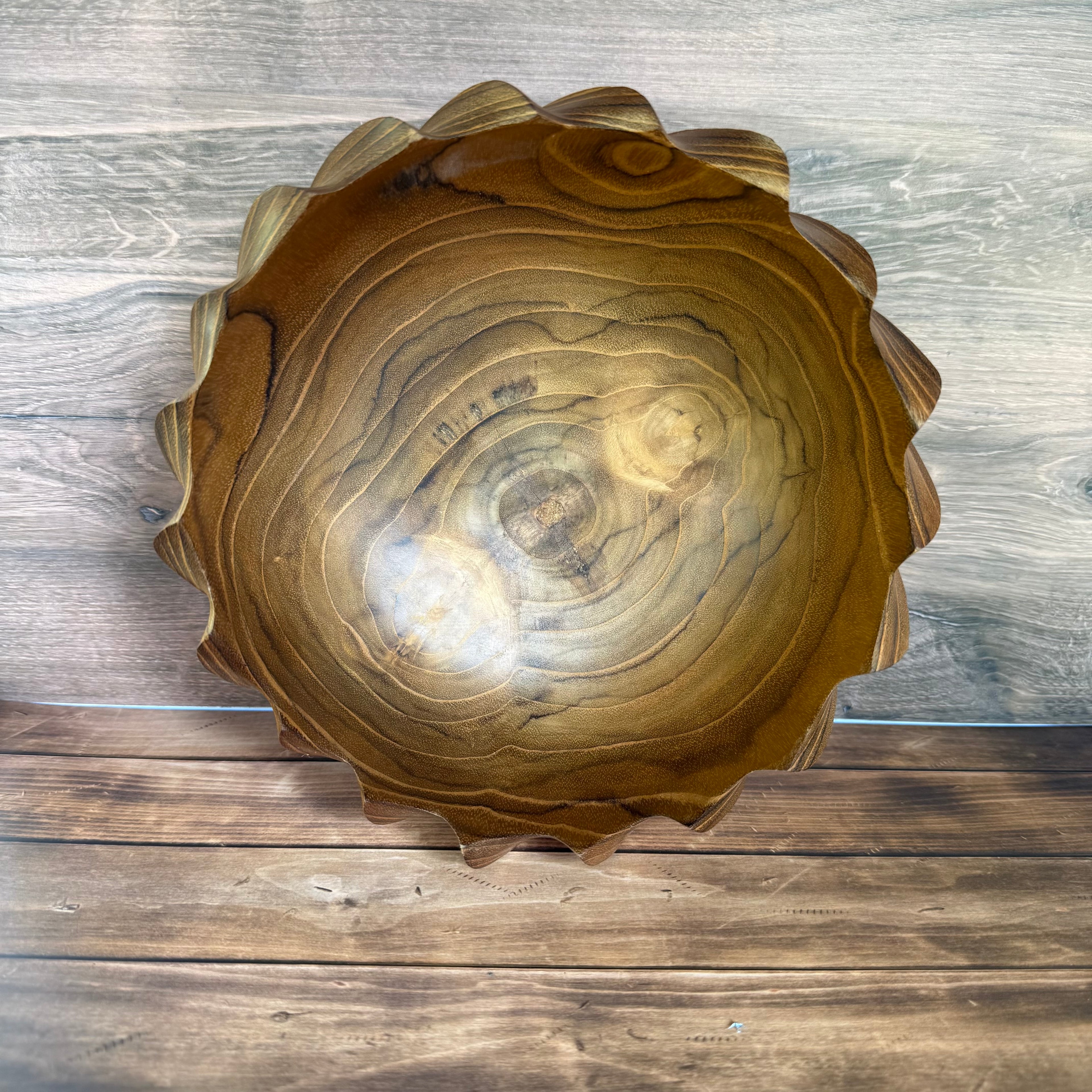 FlowCarve Statement Hand-Carved Acacia Wood Sculptural Bowl – Artisan Serving & Centerpiece