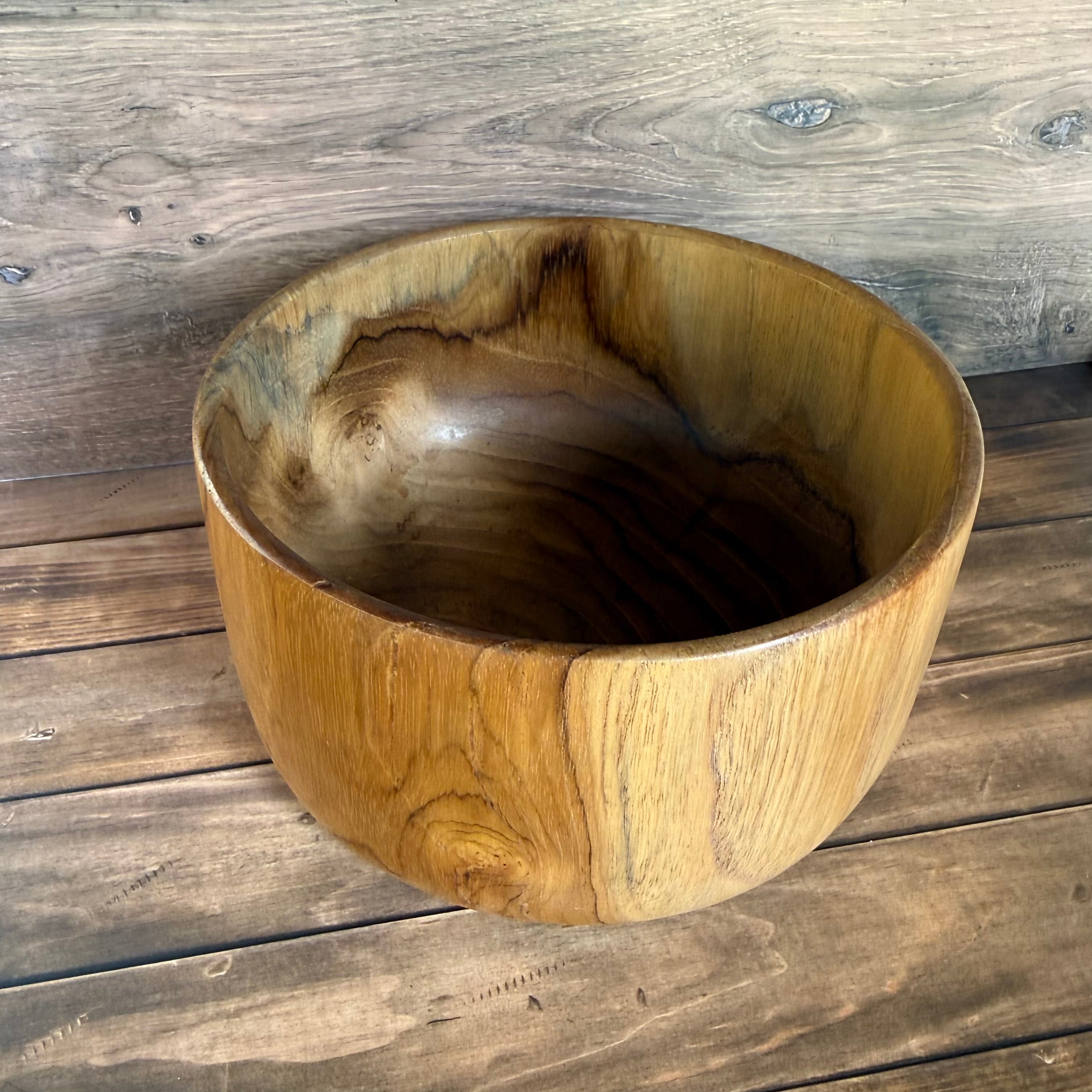 PureForm Handcrafted Solid Wood Bowl – Natural Grain Serving & Decorative Bowl