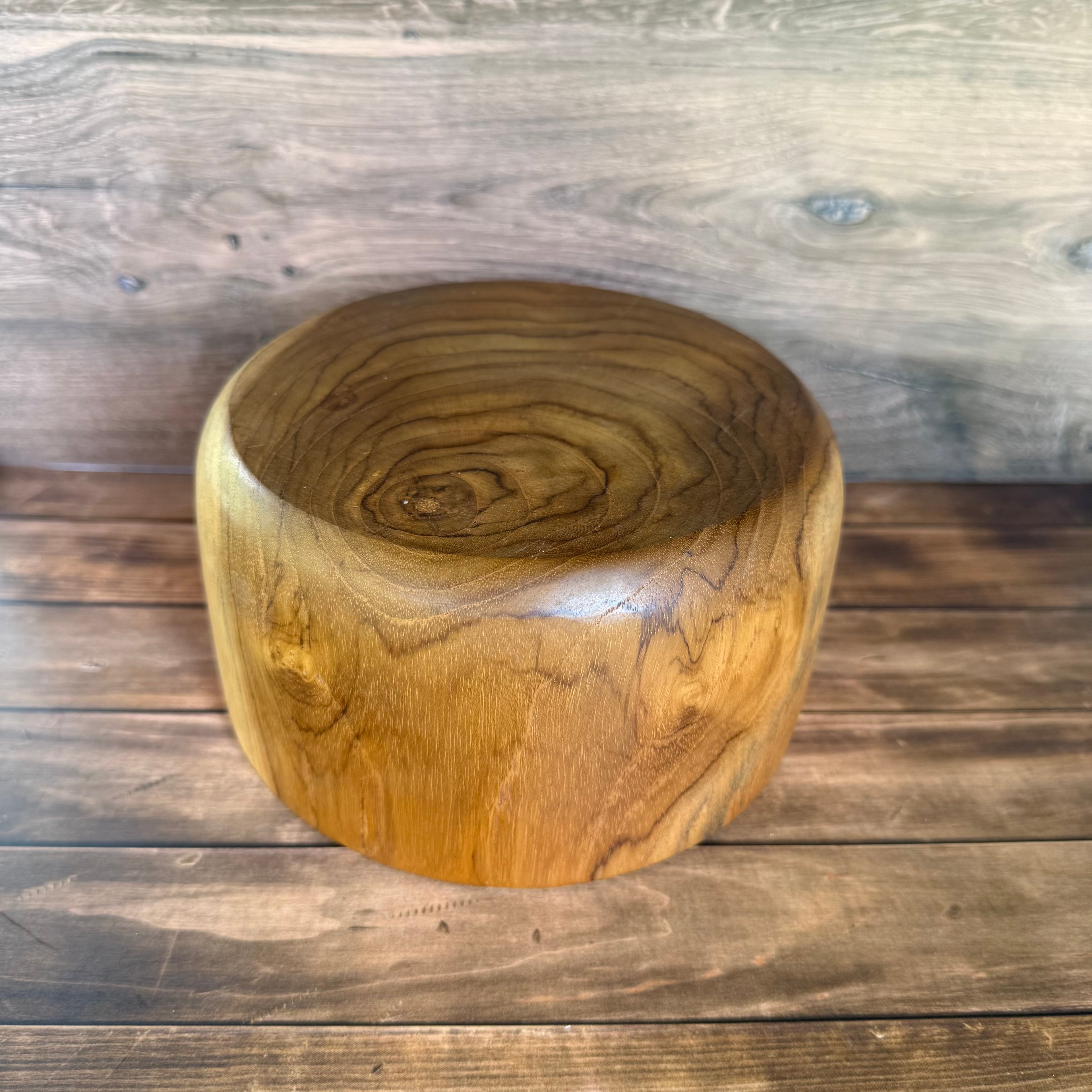 PureForm Handcrafted Solid Wood Bowl – Natural Grain Serving & Decorative Bowl